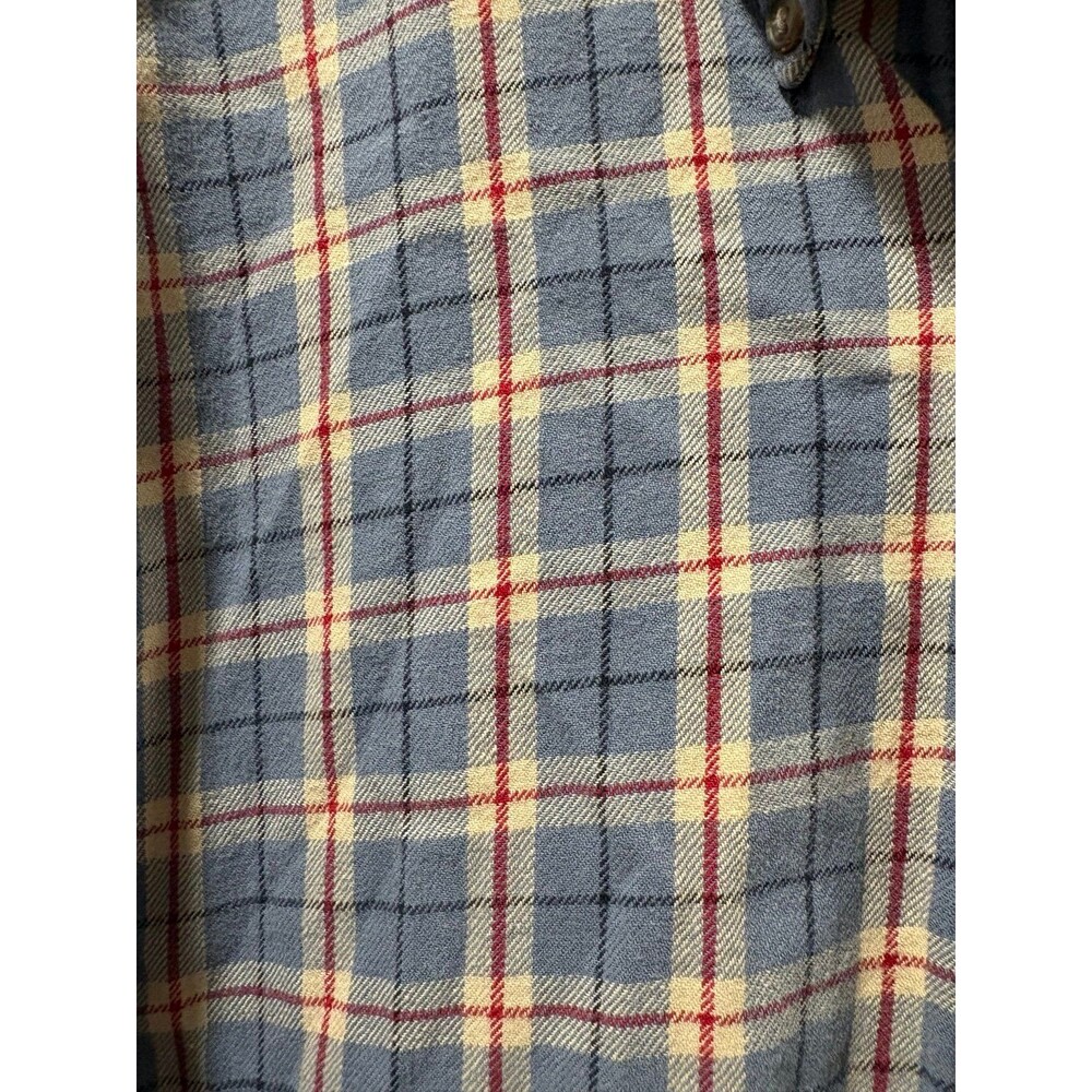 Button up - Picture 2 of 3